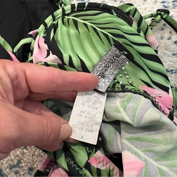 Endless Sun Jungle Print Pink Flower Bikini Medium adjustable straps - Picture 6 of 7